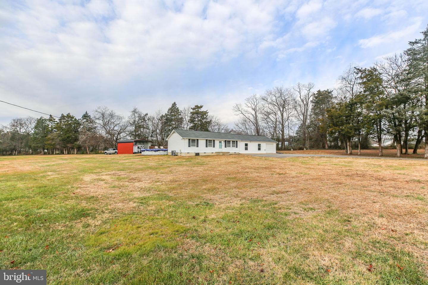92 McCarty Road photo 1