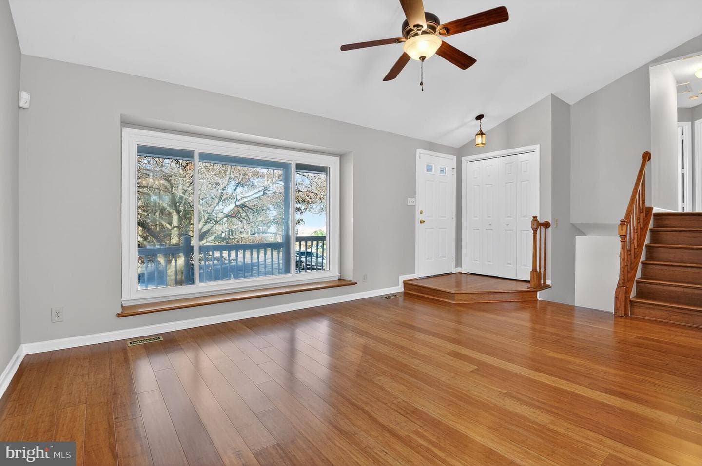 3 Newland Cove photo 4