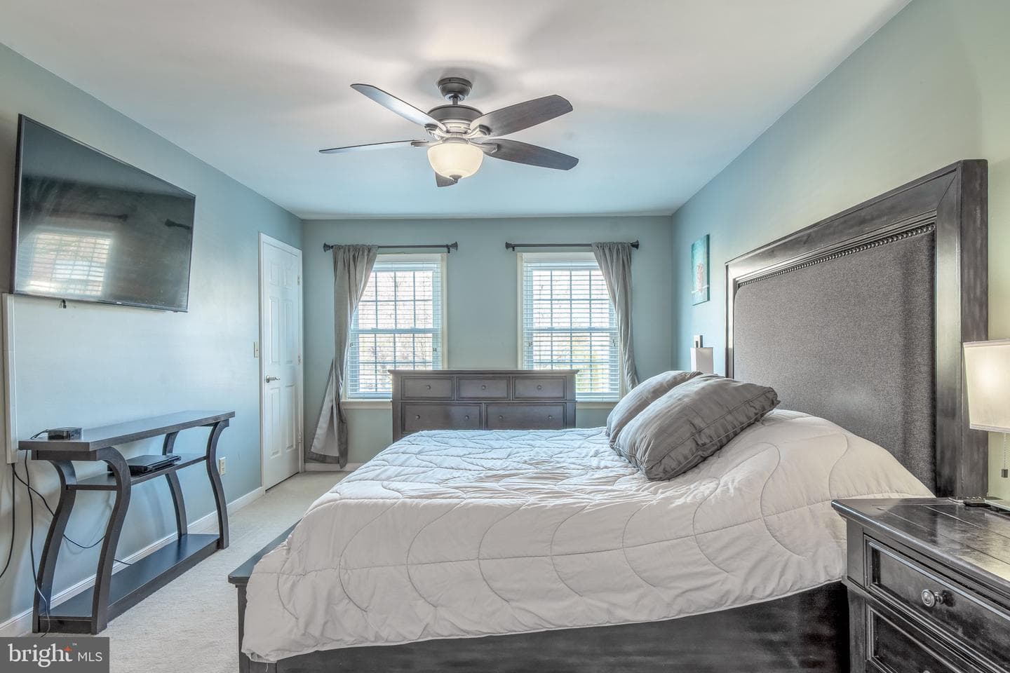 55 Kelly Way photo 26