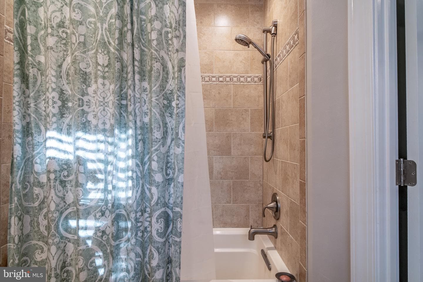55 Kelly Way photo 29