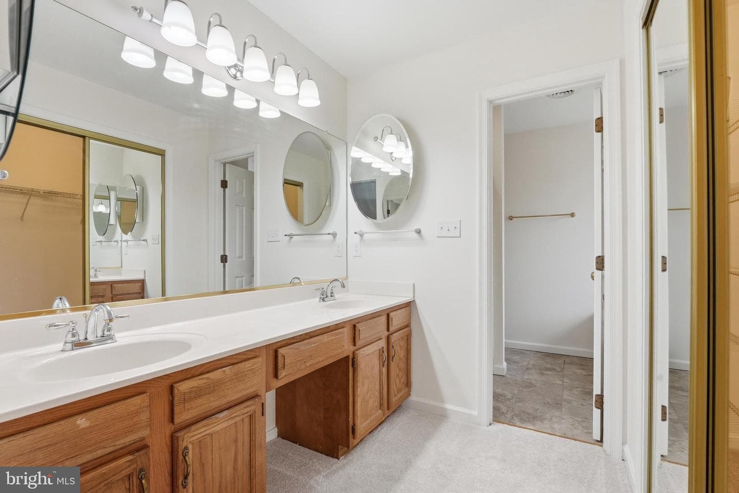 61 Hoovler Lane photo 43