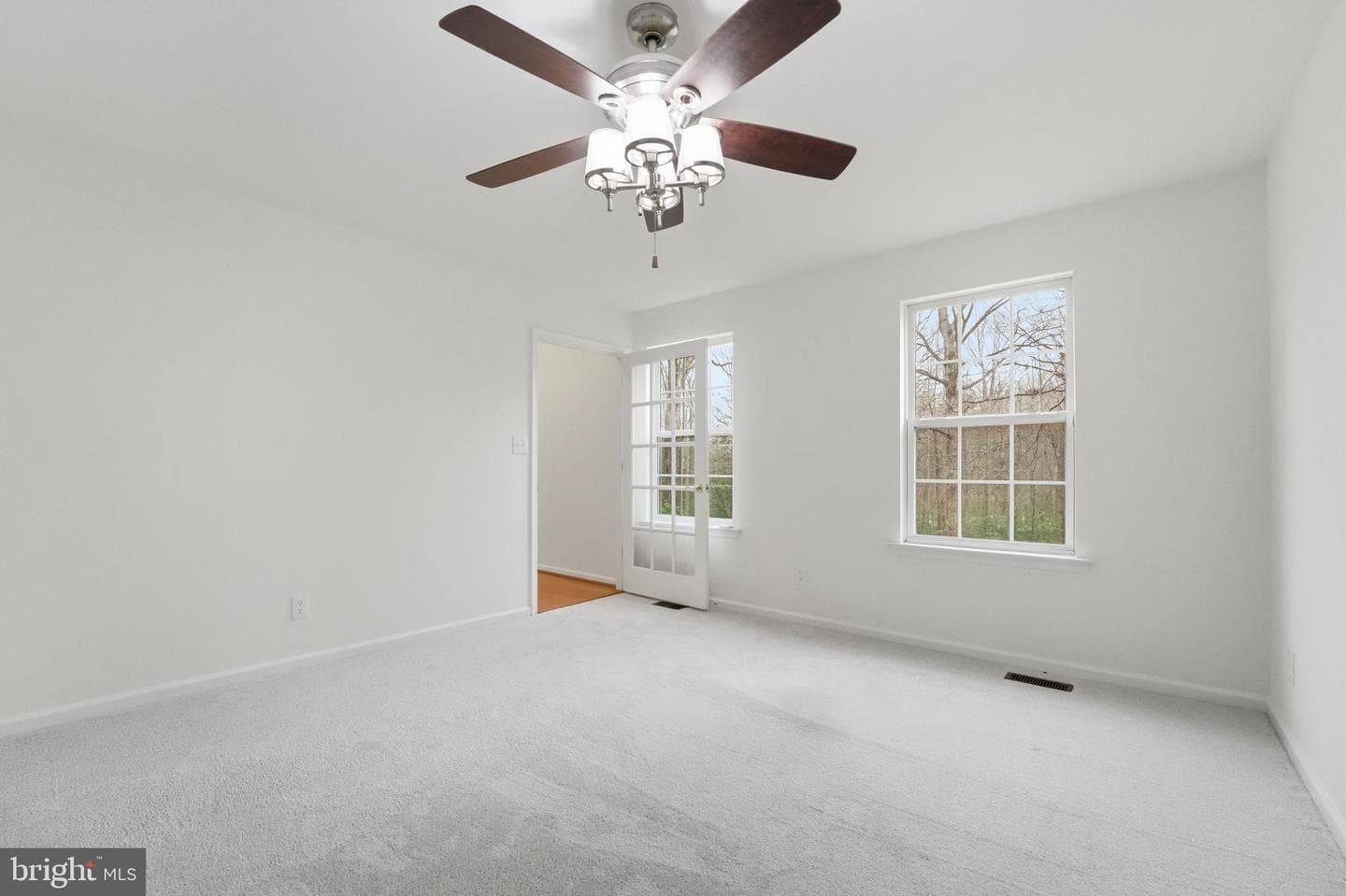 61 Hoovler Lane photo 6