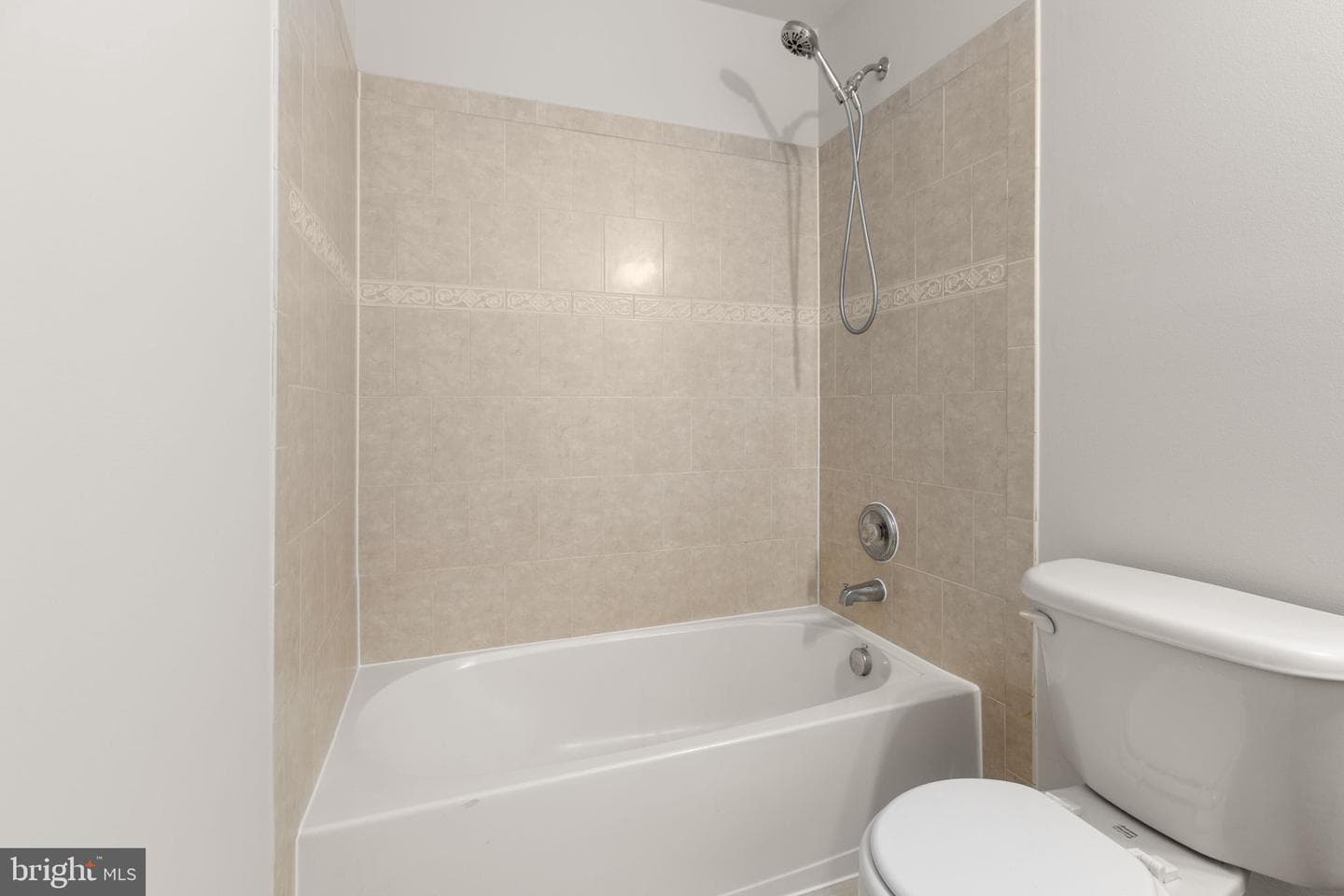 6 Glen Oak Road photo 50