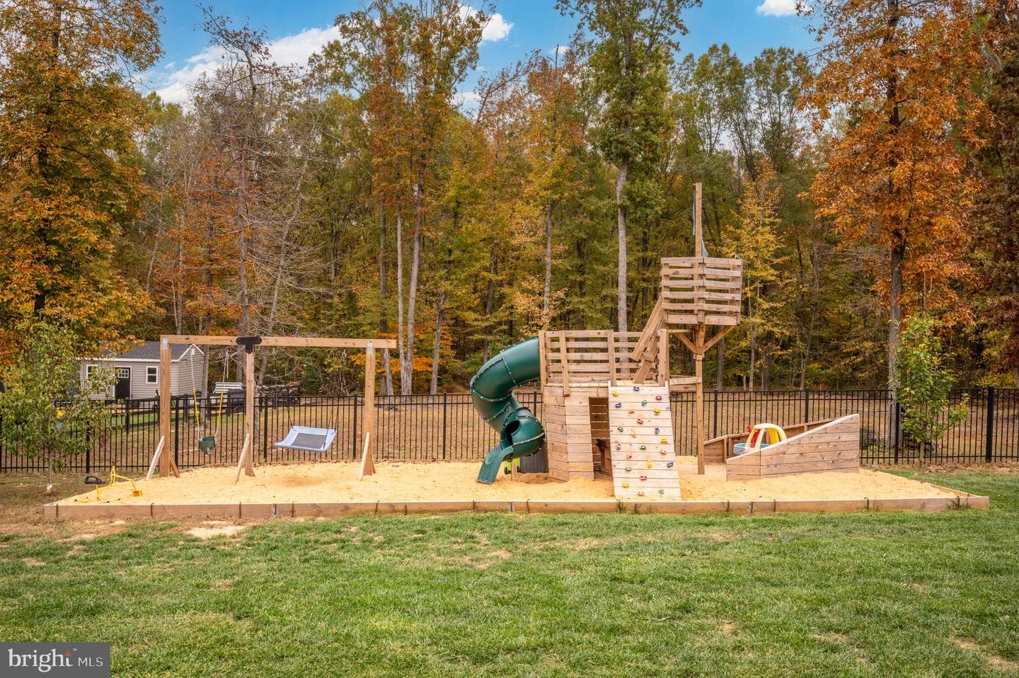 151 Moffett Lane photo 7