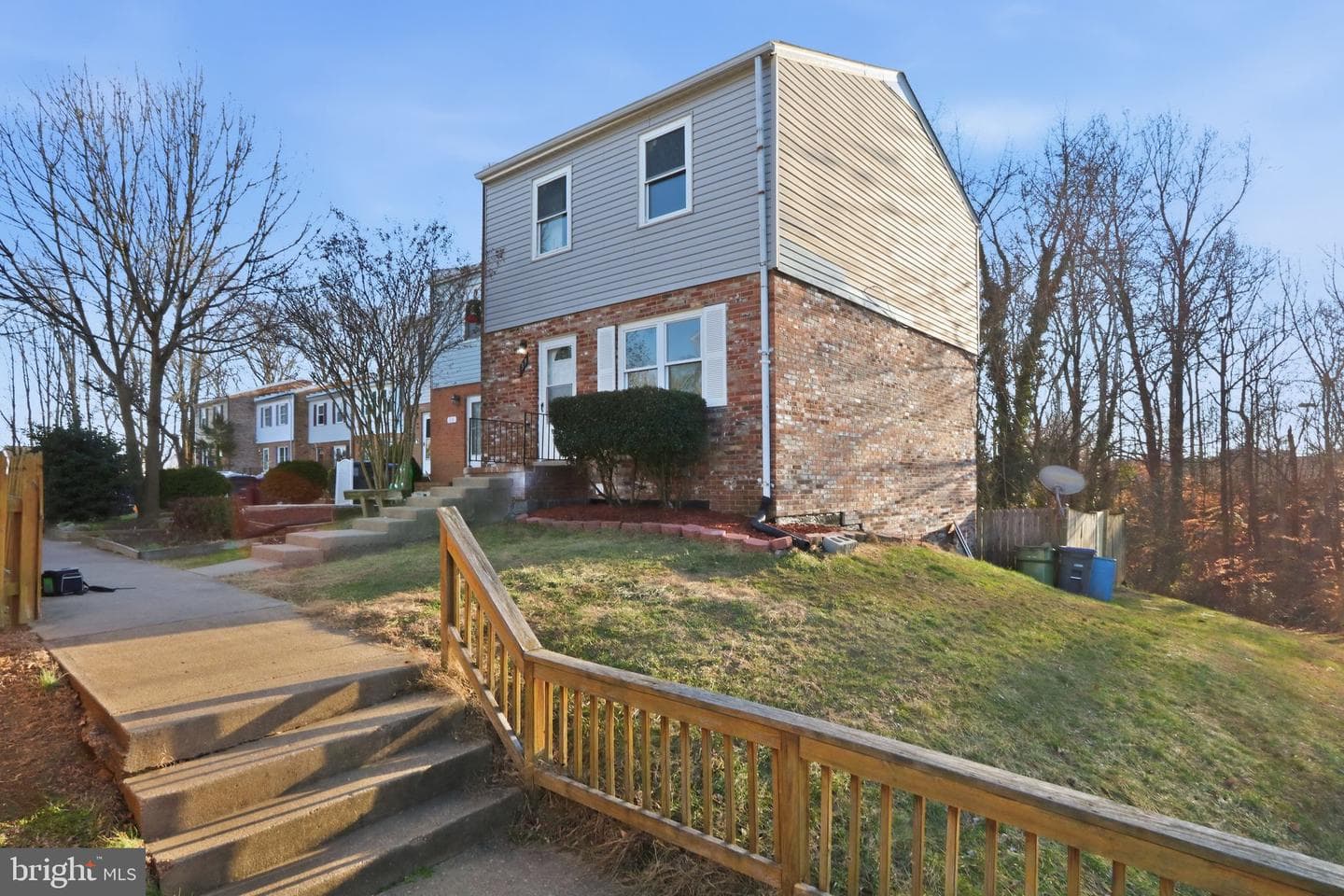 33 Bristol Court photo 3