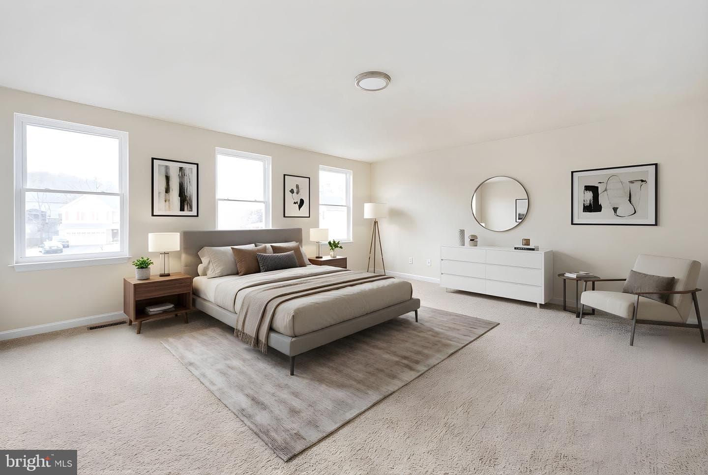 8 Newport Court photo 41