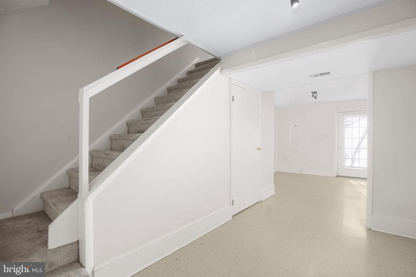 57 Bristol Court photo 19