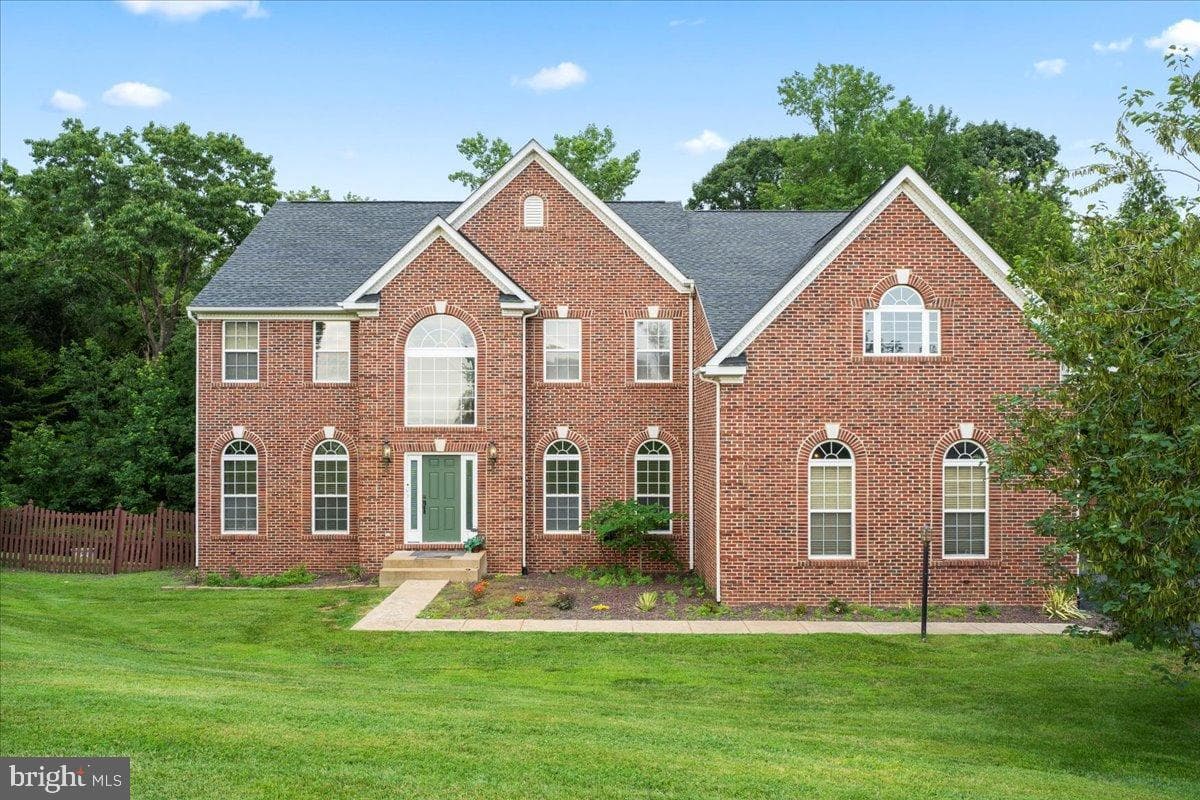 28 Millbrook Road photo 2