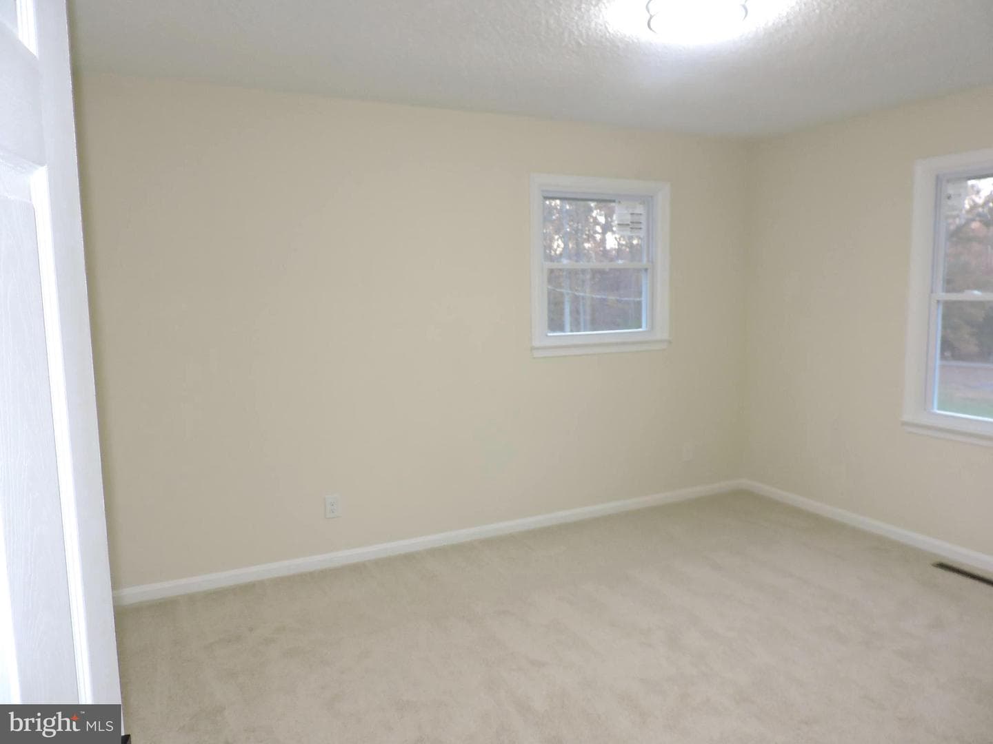 52 Forest Hill Lane photo 22