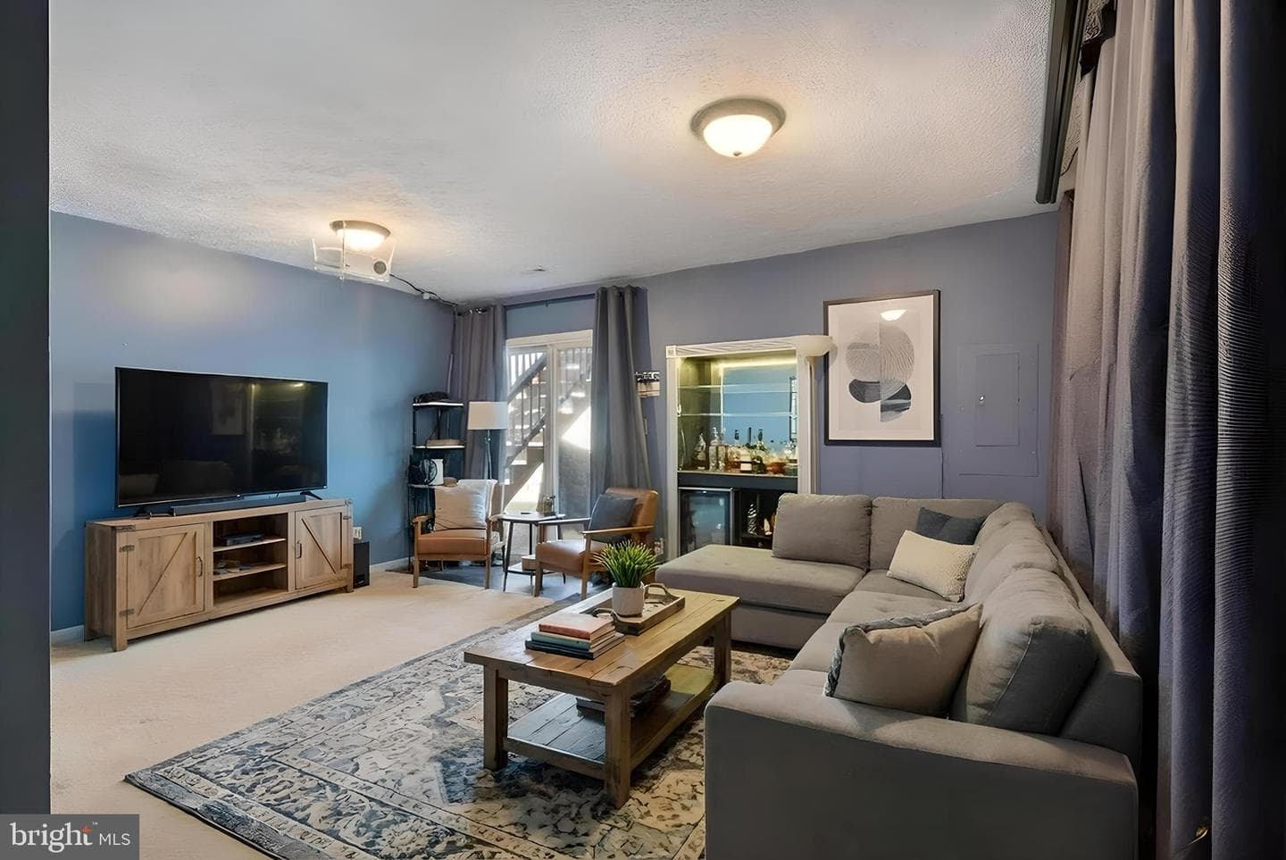 101 Bonair Street photo 4