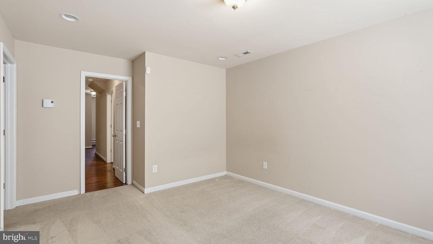 101 Coral Reef Court photo 32