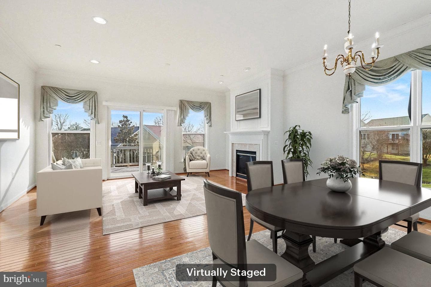 11 Carson Drive photo 2