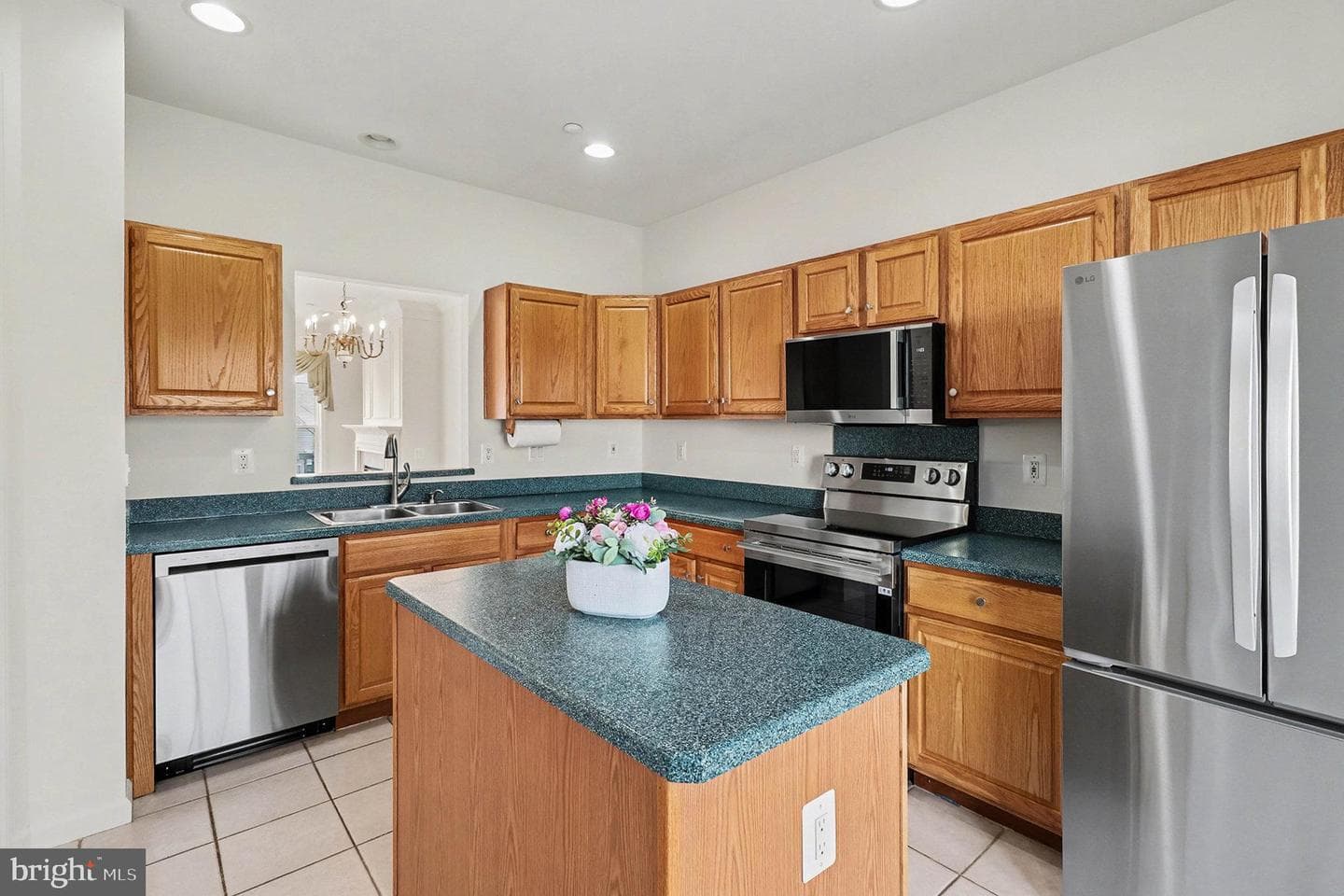 11 Carson Drive photo 23