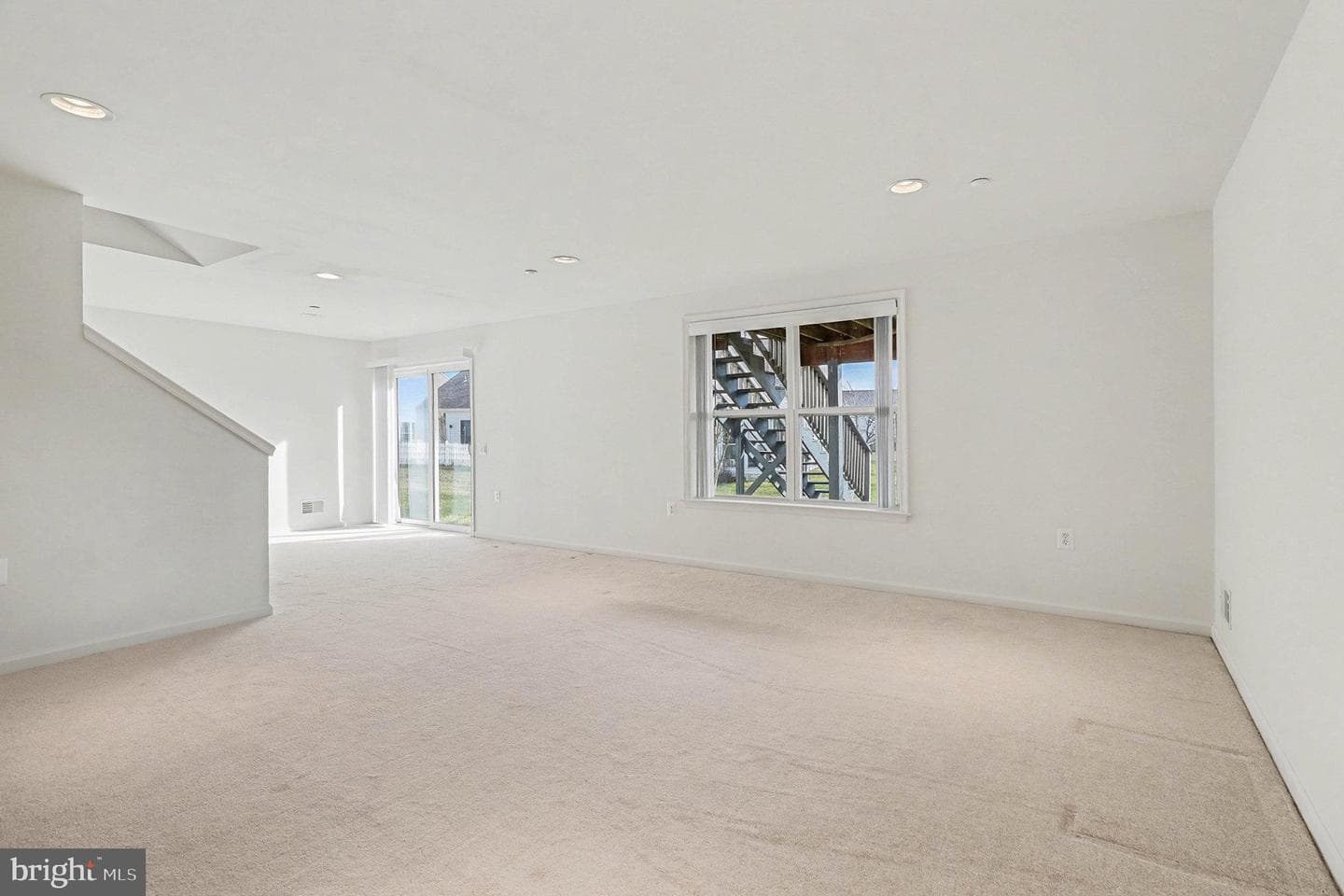 11 Carson Drive photo 34