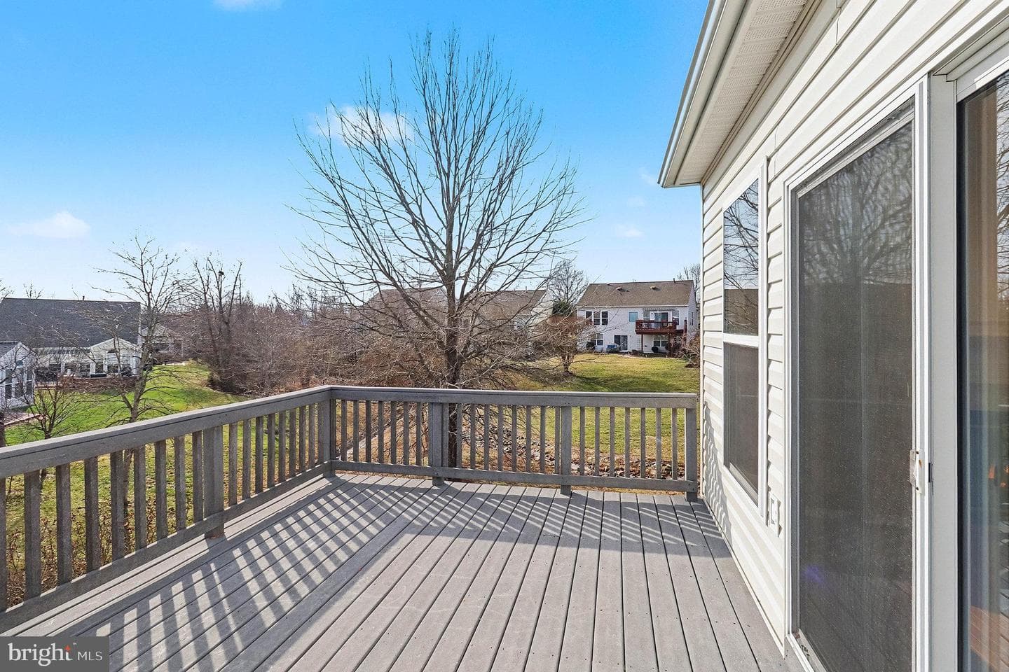 11 Carson Drive photo 8