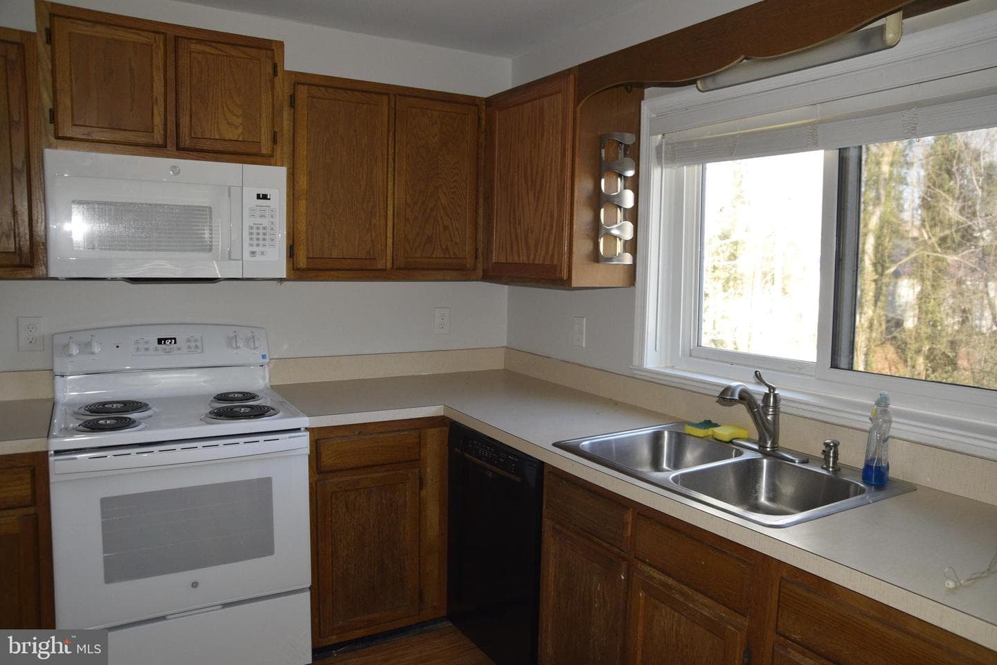 191 Deacon Road photo 7