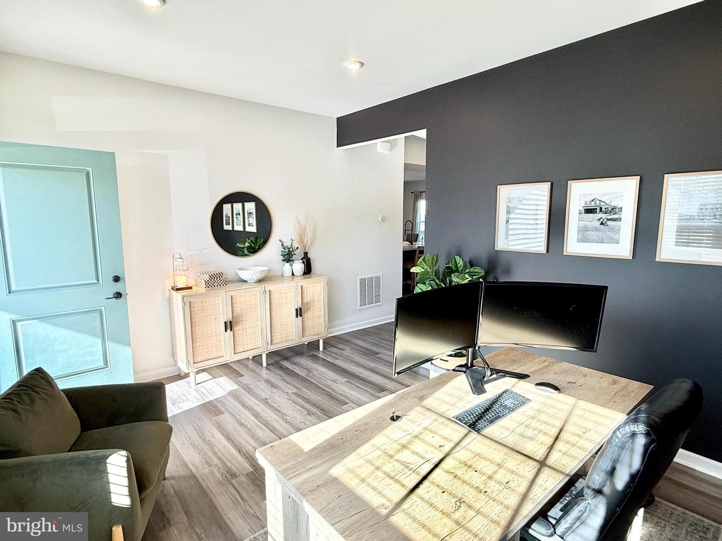 213 Prestige Way photo 3