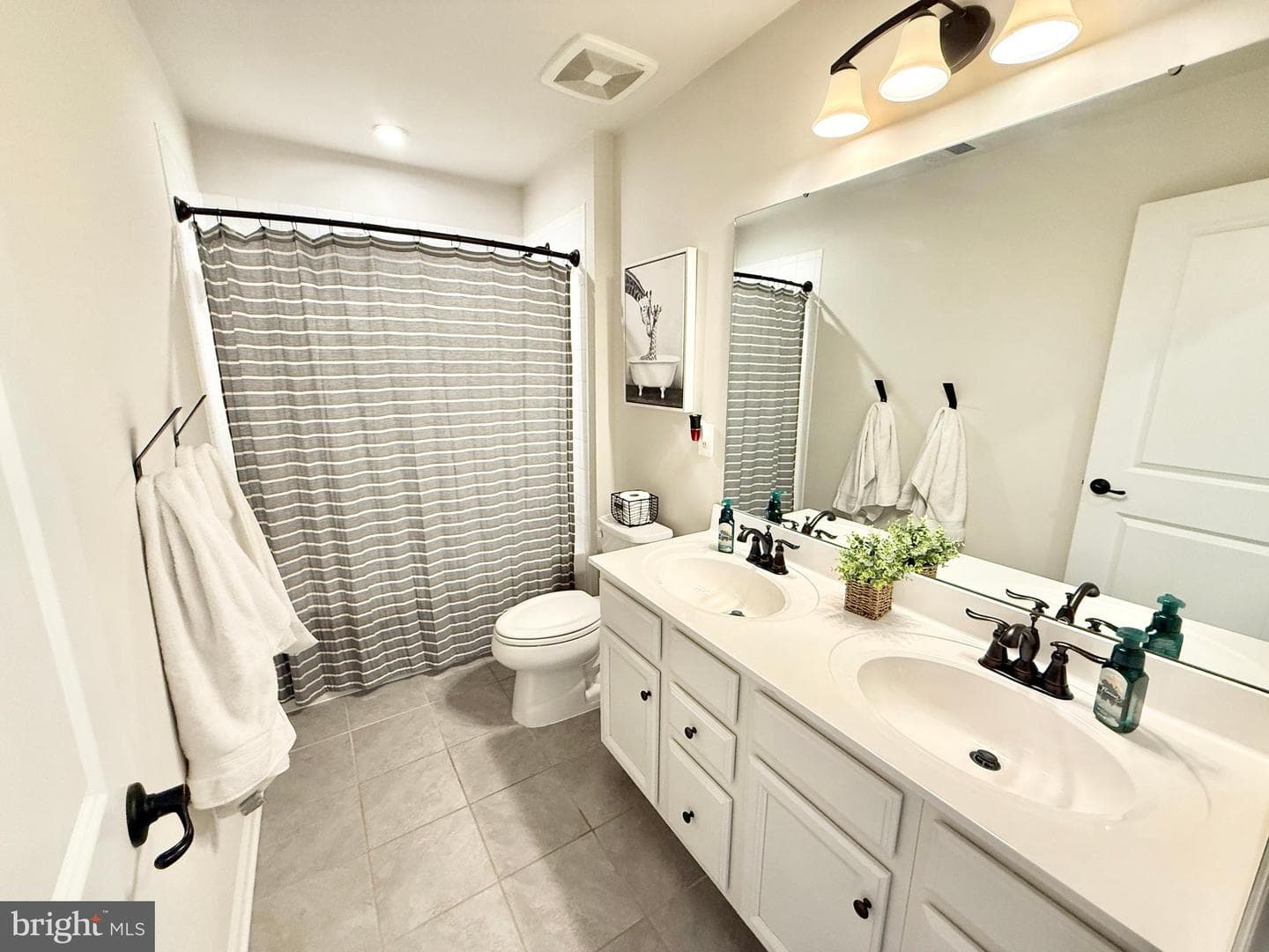 213 Prestige Way photo 40