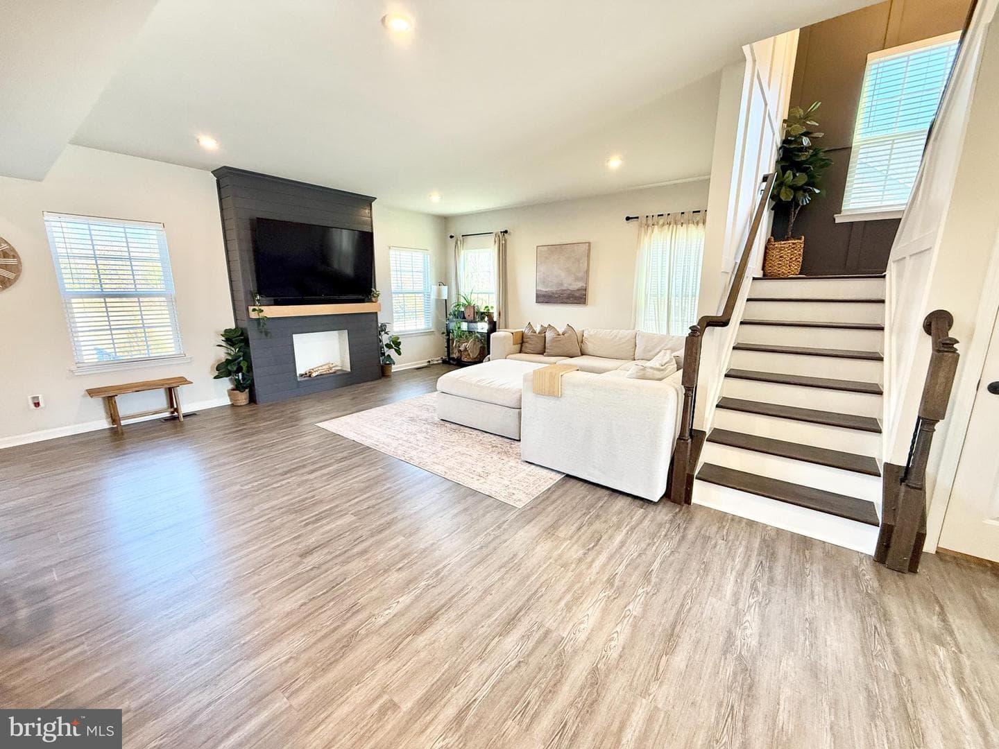213 Prestige Way photo 7