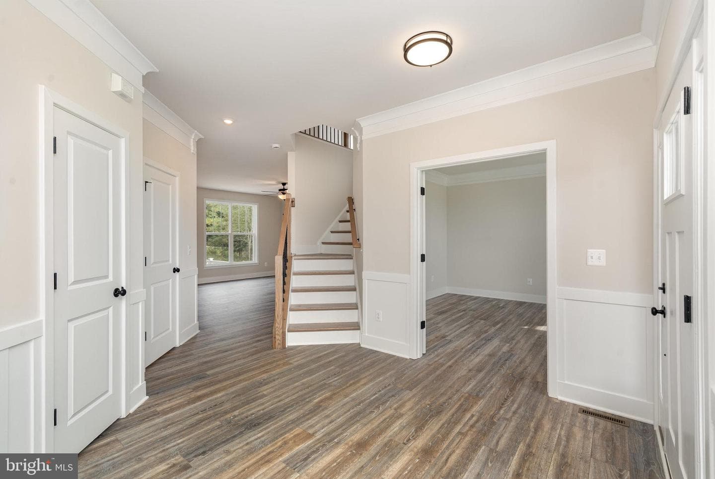 1008 Lakeview Drive photo 5