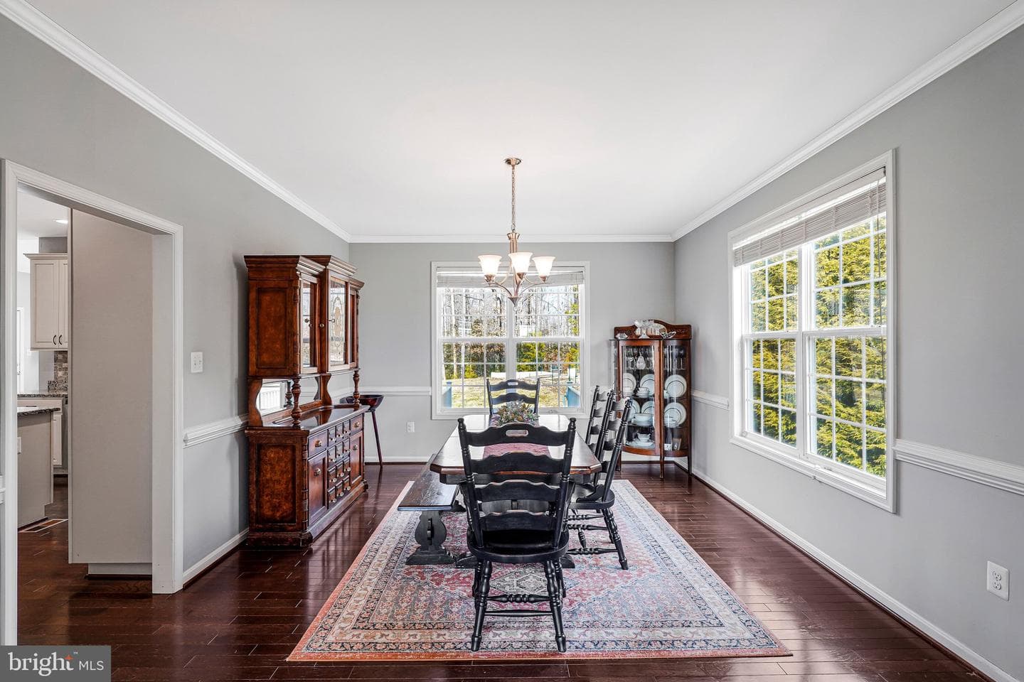 40 Evanston Court photo 15