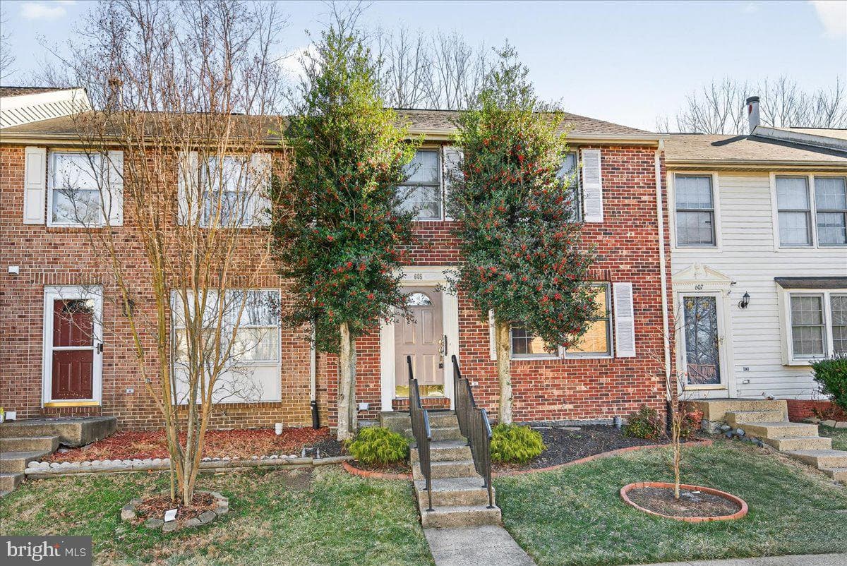 605 Ridgecrest Court