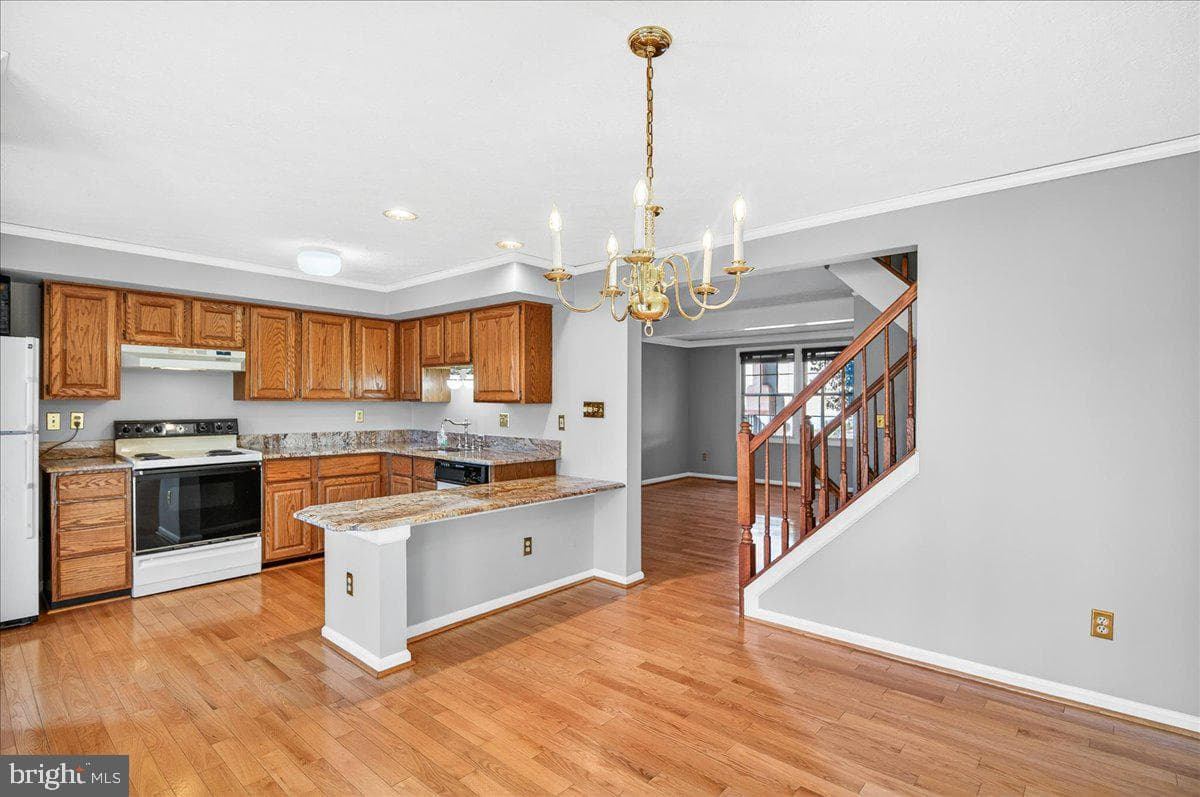 605 Ridgecrest Court photo 15