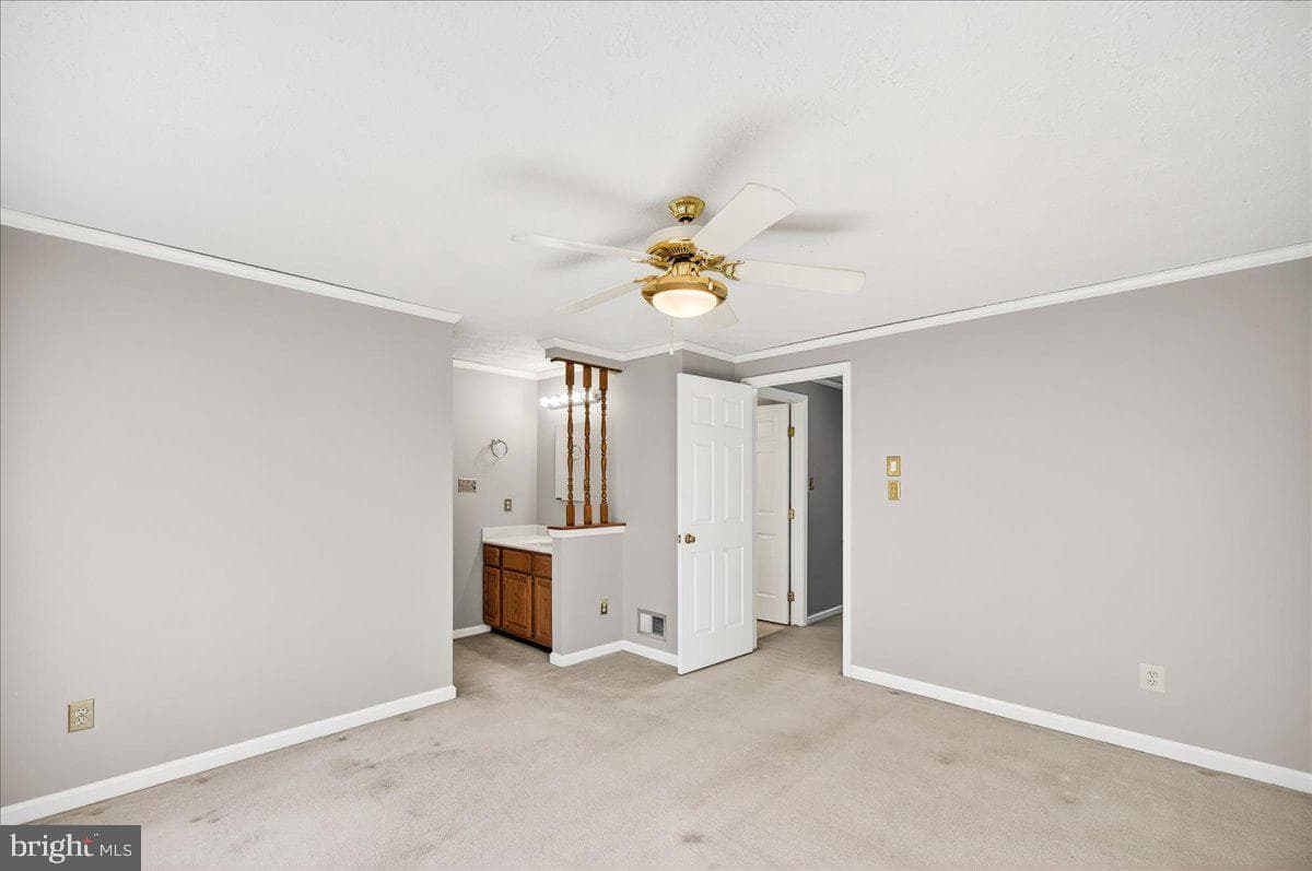 605 Ridgecrest Court photo 22