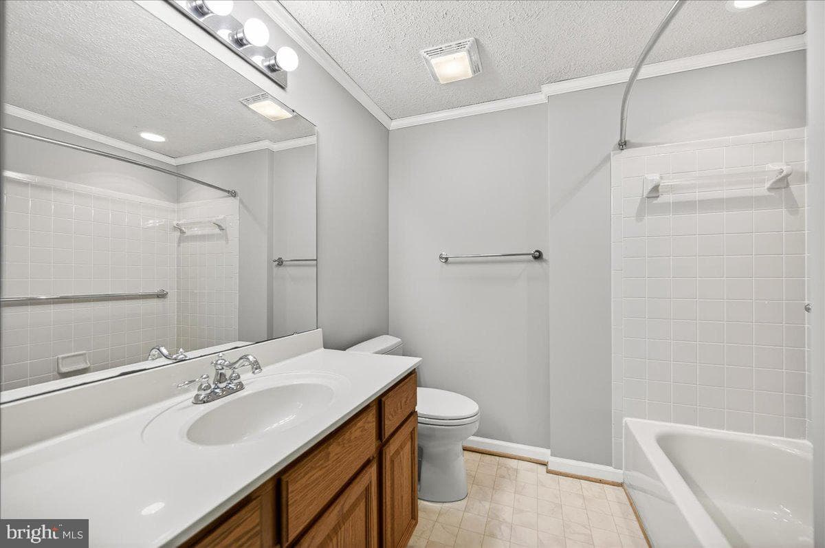 605 Ridgecrest Court photo 27