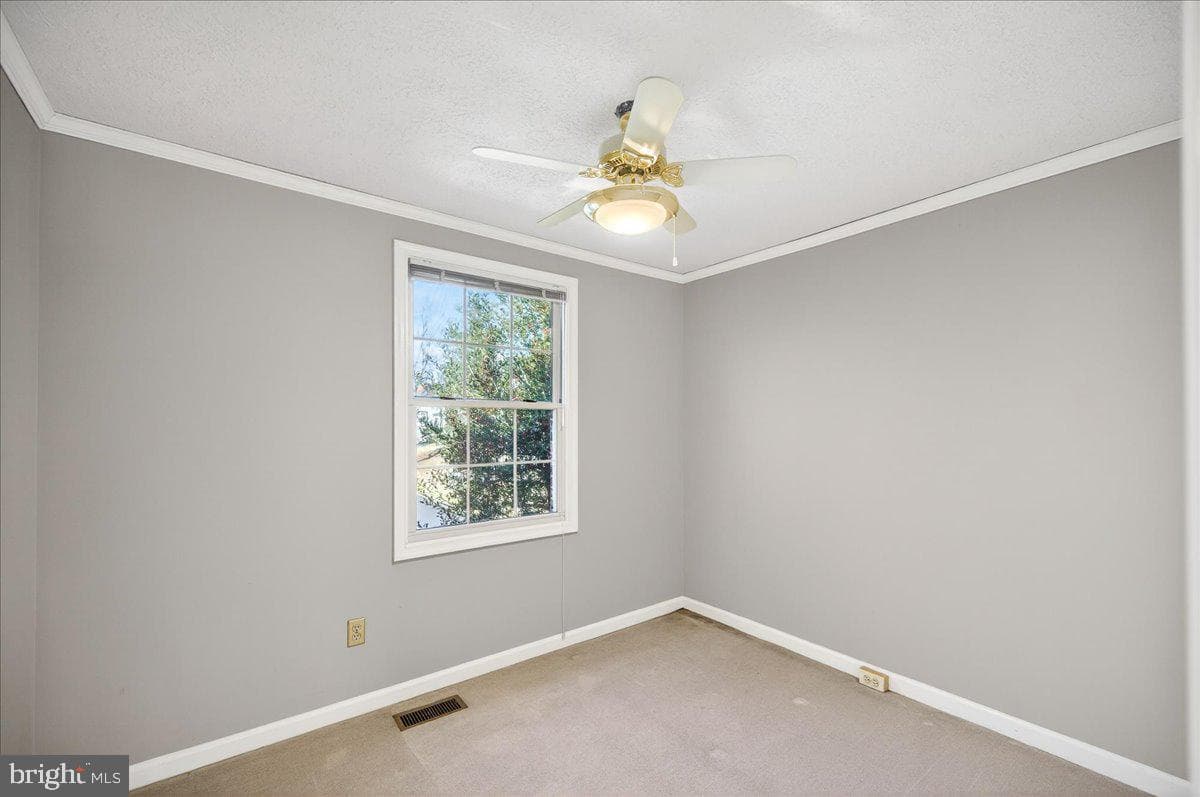 605 Ridgecrest Court photo 31