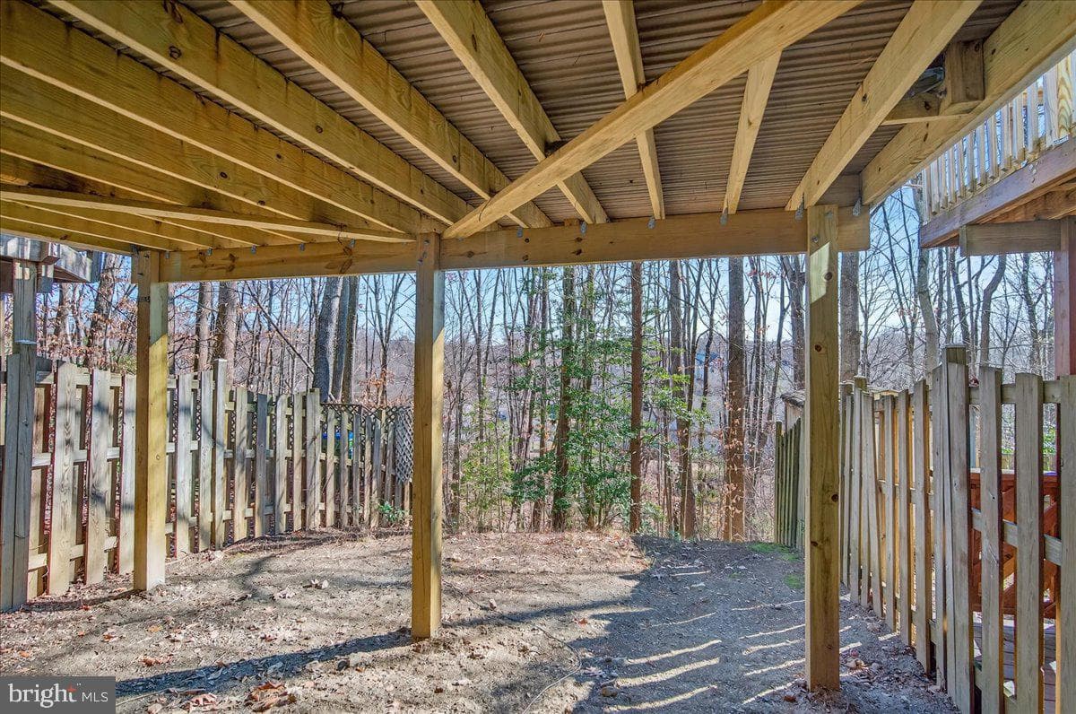 605 Ridgecrest Court photo 41