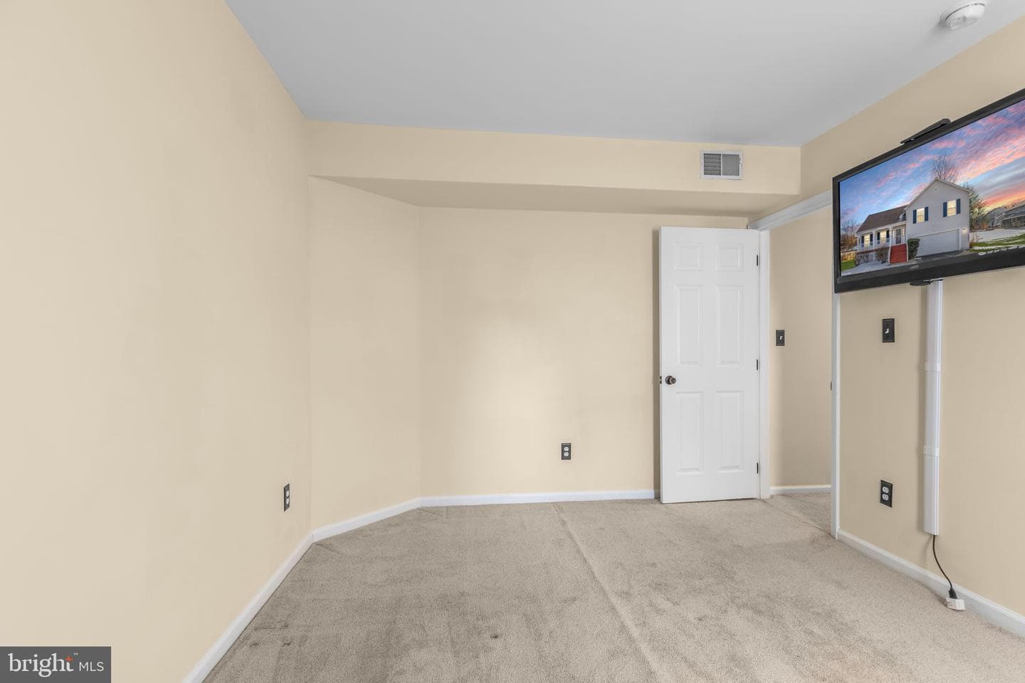 4 Tamerlane Drive photo 20