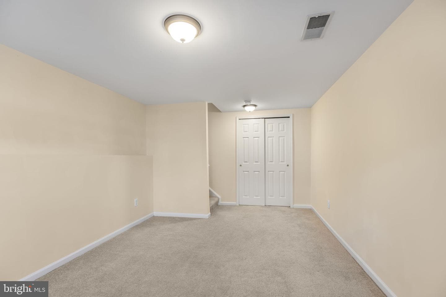 4 Tamerlane Drive photo 22