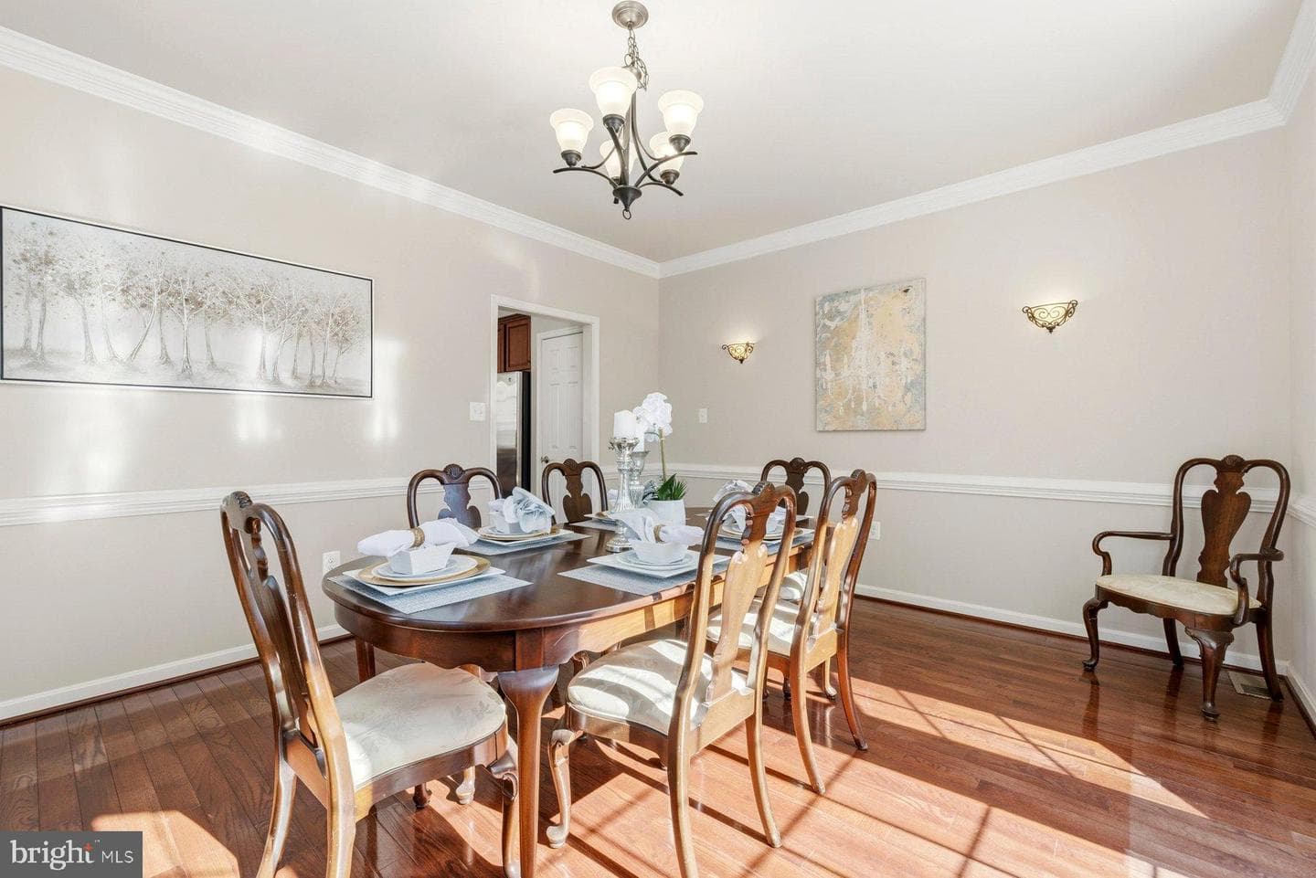 53 Queen Laurens Court photo 24