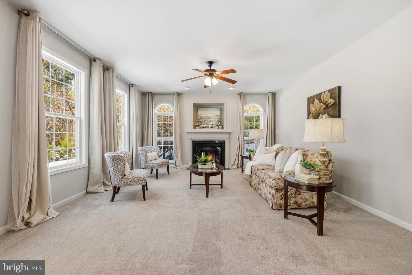 53 Queen Laurens Court photo 26