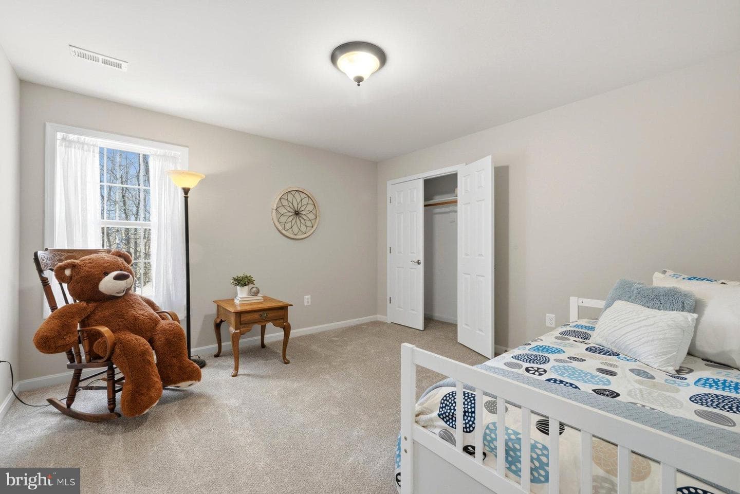 53 Queen Laurens Court photo 37