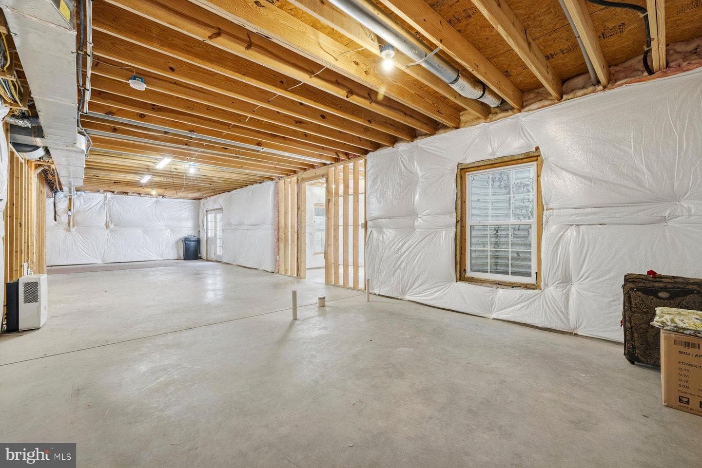 53 Queen Laurens Court photo 49