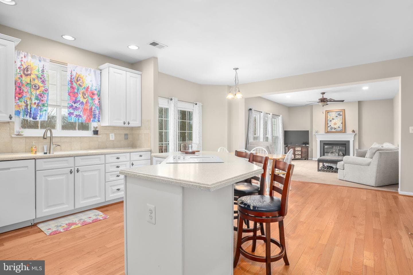45 Crestwood Lane photo 11