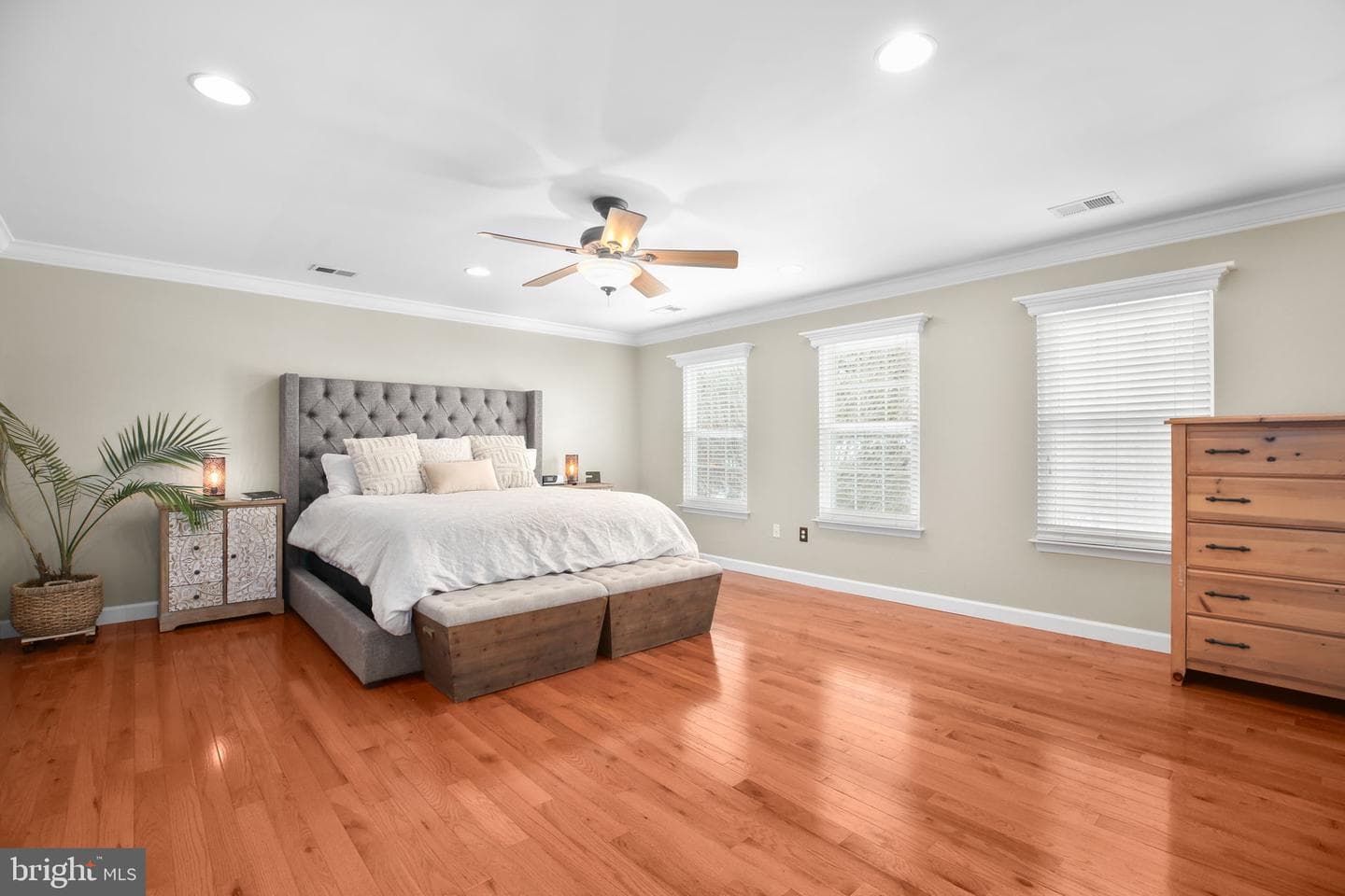 45 Crestwood Lane photo 19