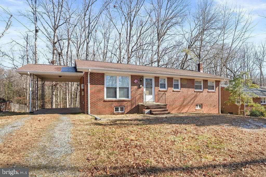 15 Winston Place photo 1