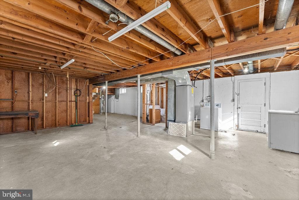 15 Winston Place photo 29