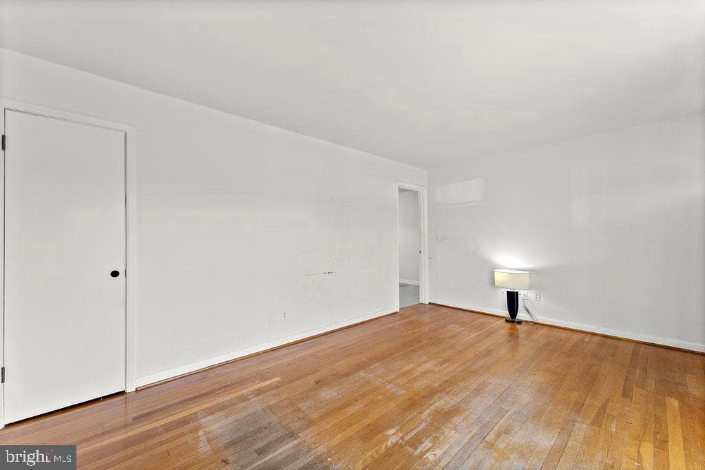 15 Winston Place photo 5