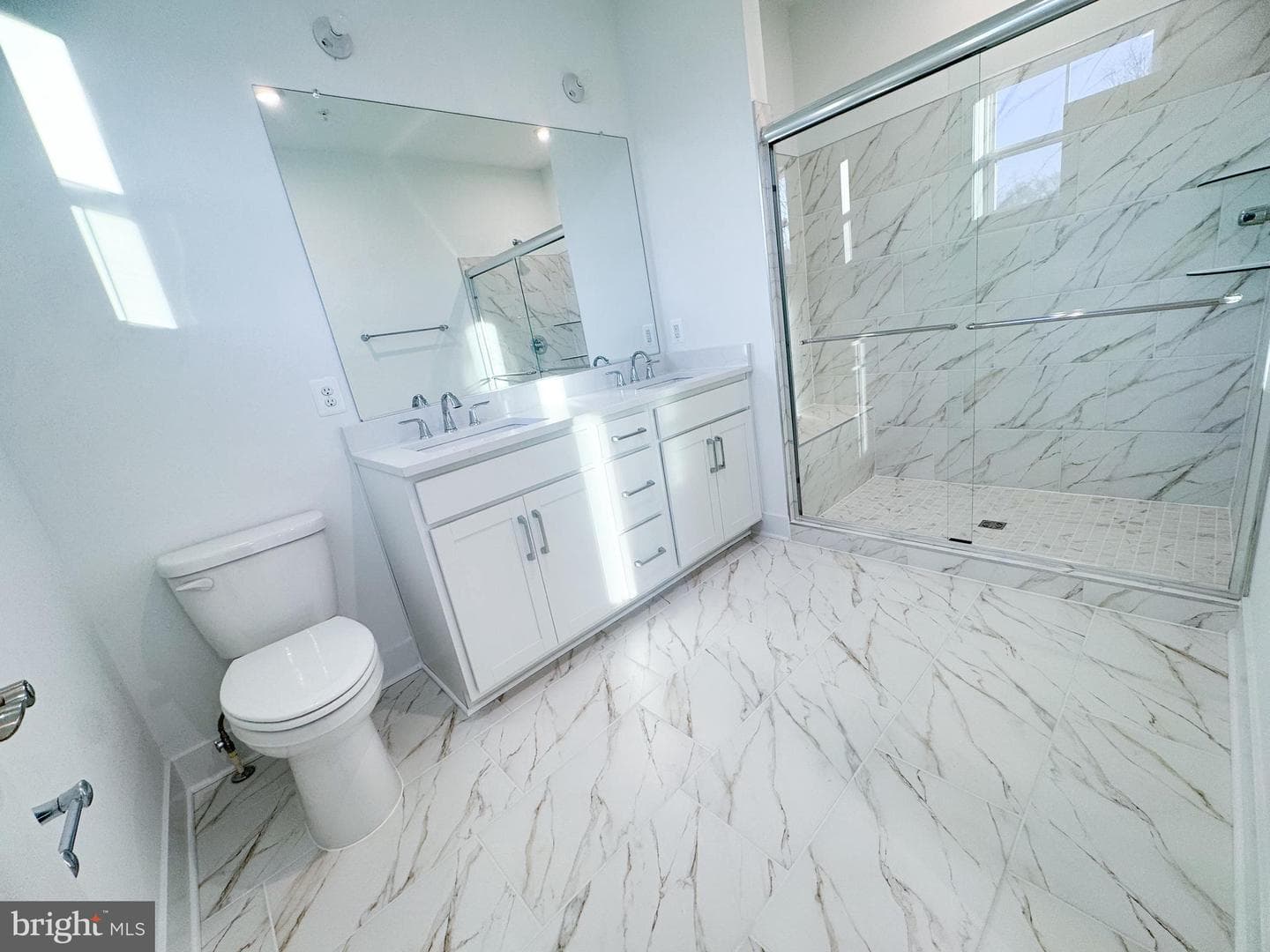 242 Violet Way #1 photo 13