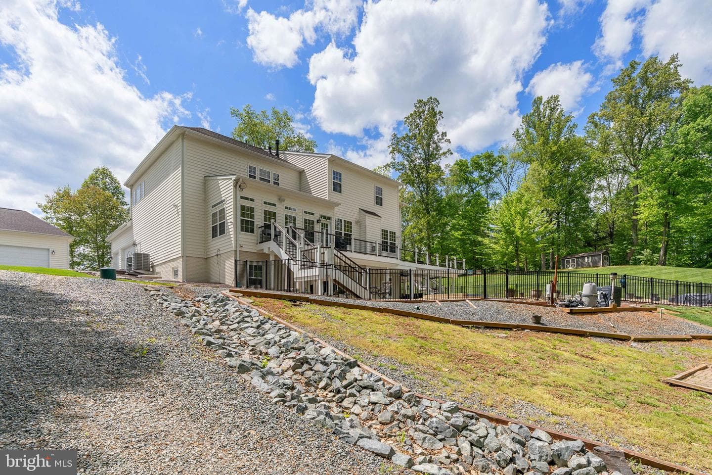 85 Cranston Lane photo 45