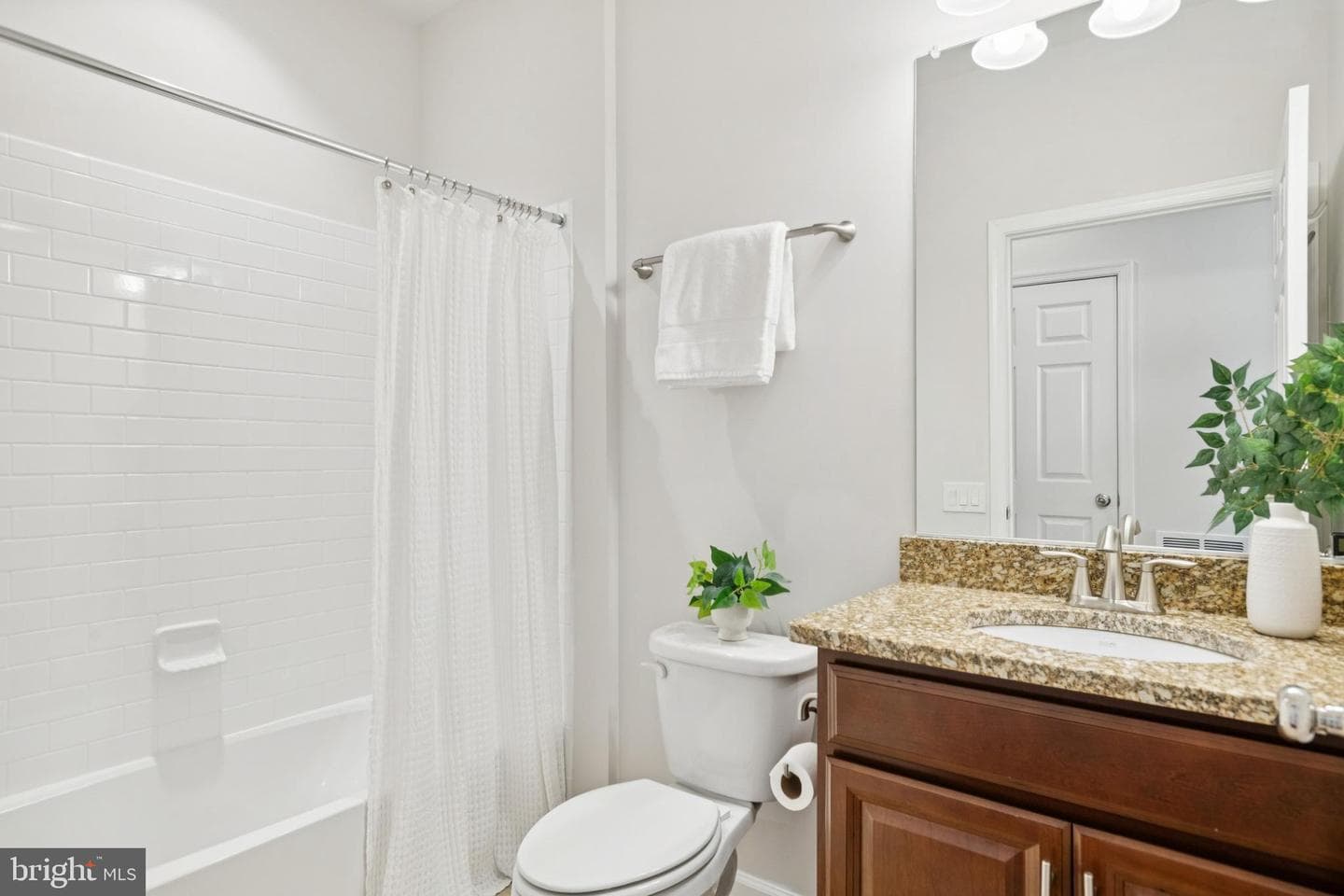 21 Fenwick Drive photo 24