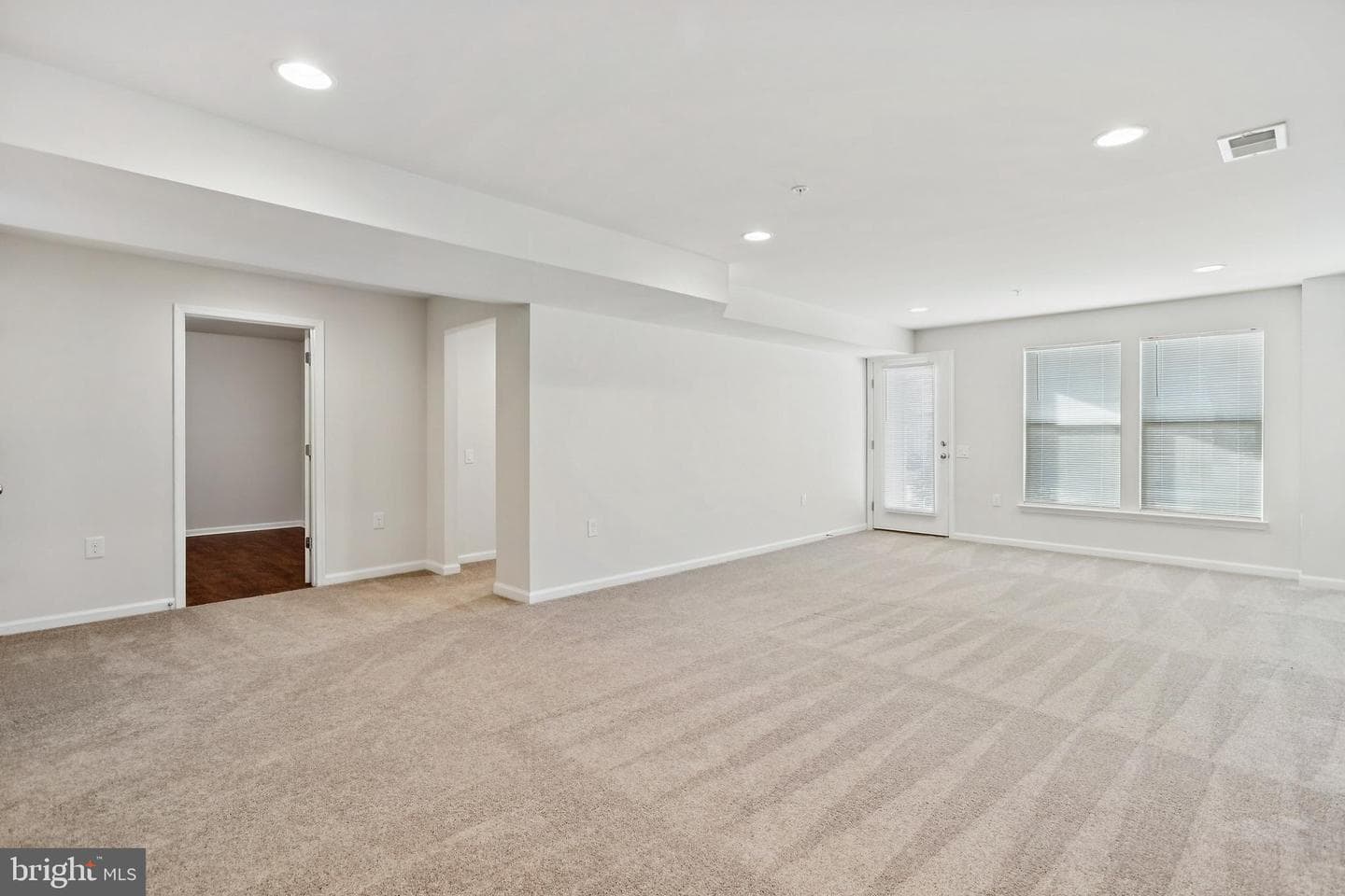 21 Fenwick Drive photo 35