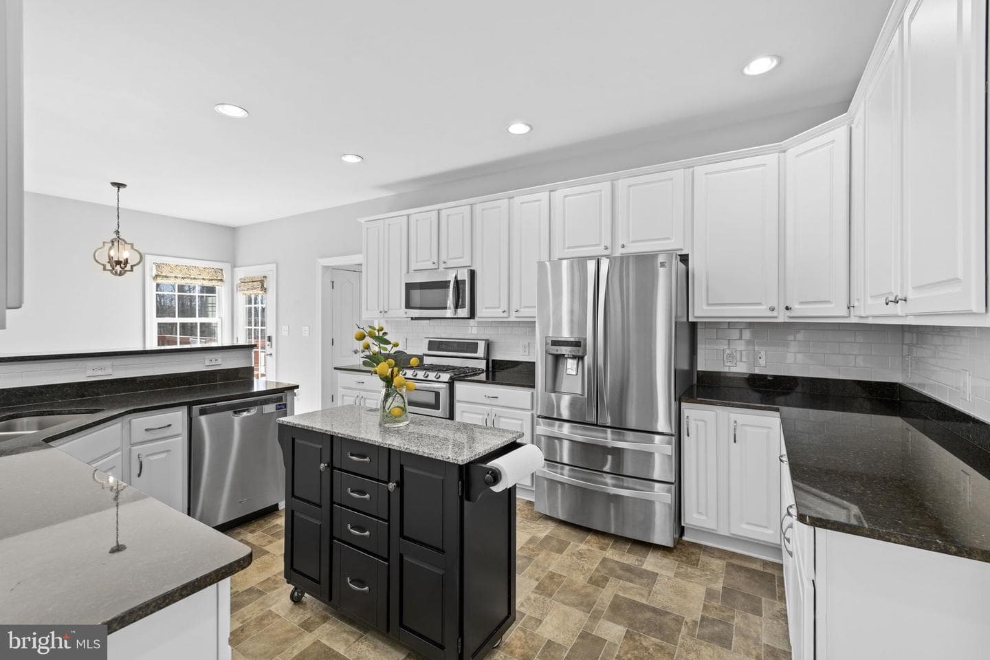 240 Poplar Road photo 12