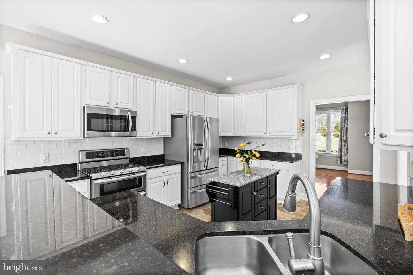 240 Poplar Road photo 18