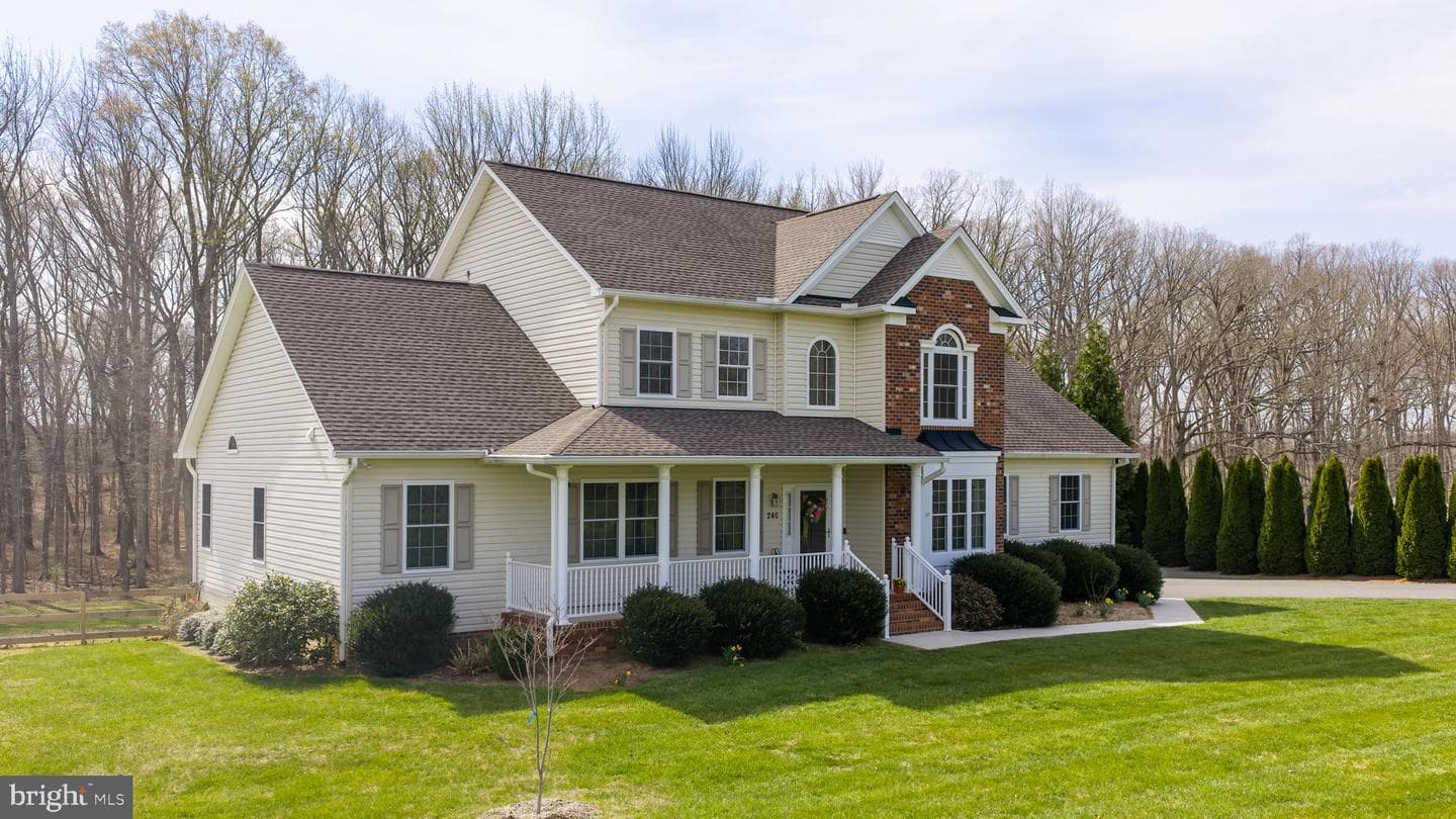240 Poplar Road photo 3