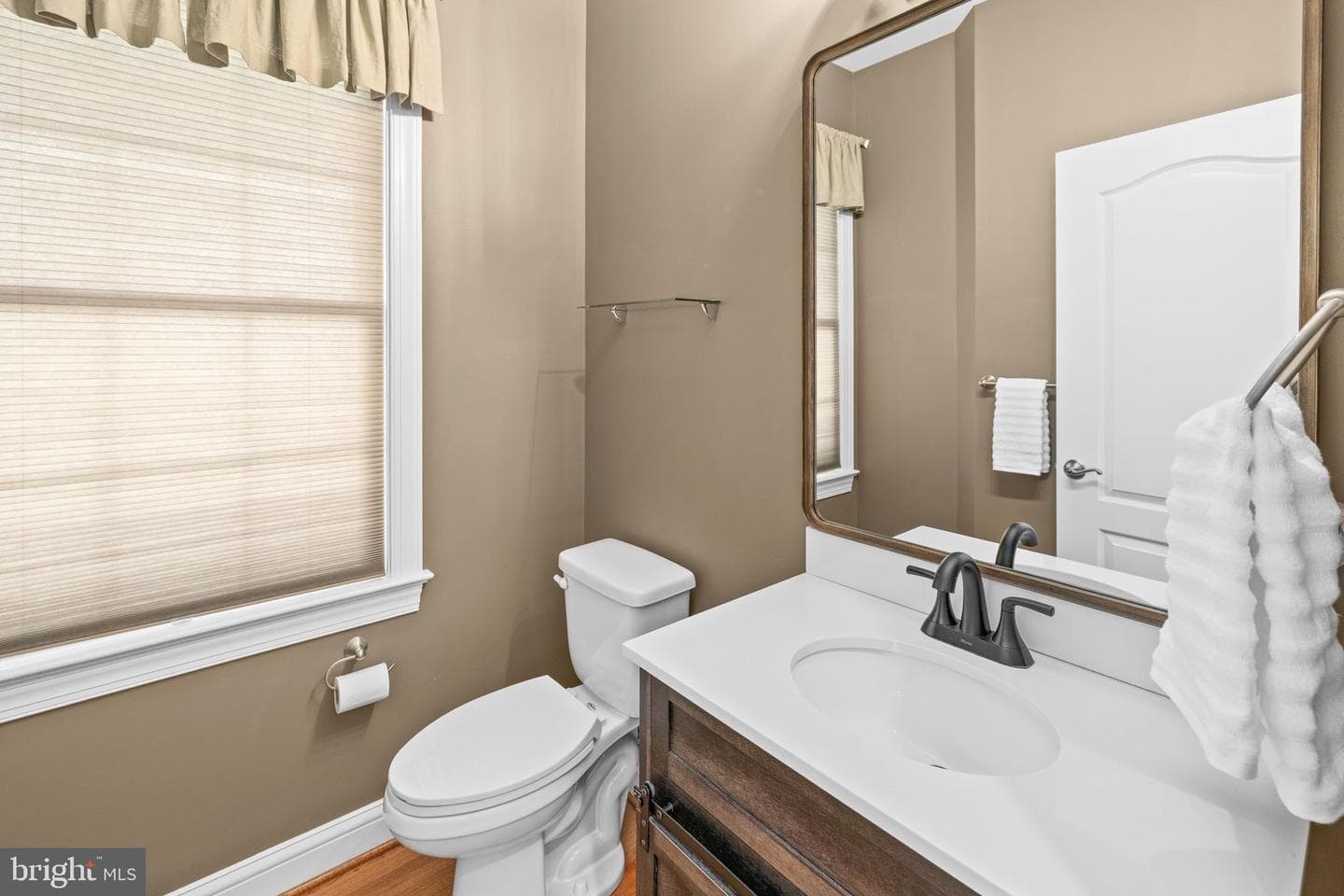 240 Poplar Road photo 32
